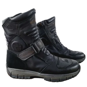 Botas negras 2